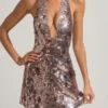 Rochie mini cu gât halter și paiete Avenza, argintie Rochie mini cu gât halter și paiete Avenza, argintie