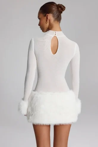 Rochie mini cu guler înalt și bordură din blană artificială Belladonna, albă