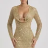 Rochie mini cu guler înalt și decorațiuni Arlowe, în culoarea auriu Rochie mini cu guler înalt și decorațiuni Arlowe, în culoarea auriu