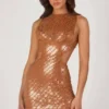 Rochie mini cu guler înalt și decorațiuni Romilly, în culoarea bronz Rochie mini cu guler înalt și decorațiuni Romilly, în culoarea bronz