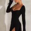 Rochie mini cu mâneci lungi și croi în A Amryn, negru