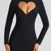 Rochie mini cu mâneci lungi și decupaj în formă de inimă Luciana, în negru Rochie mini cu mâneci lungi și decupaj în formă de inimă Luciana, în negru