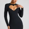 Rochie mini cu mâneci lungi și decupaj în formă de inimă Luciana, în negru Rochie mini cu mâneci lungi și decupaj în formă de inimă Luciana, în negru
