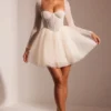 Rochie mini cu mâneci lungi și fustă din tul, cu ornamente, model Calliope, în culoarea Ivory Rochie mini cu mâneci lungi și fustă din tul, cu ornamente, model Calliope, în culoarea Ivory