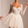 Rochie mini cu mâneci lungi și fustă din tul, cu ornamente, model Calliope, în culoarea Ivory Rochie mini cu mâneci lungi și fustă din tul, cu ornamente, model Calliope, în culoarea Ivory