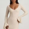 Rochie mini cu mâneci lungi și volane din dantelă Nara, culoare Ivory Rochie mini cu mâneci lungi și volane din dantelă Nara, culoare Ivory
