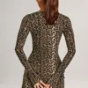 Rochie mini cu mâneci lungi Iskra din modal, cu imprimeu leopard Rochie mini cu mâneci lungi Iskra din modal, cu imprimeu leopard