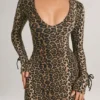 Rochie mini cu mâneci lungi Iskra din modal, cu imprimeu leopard Rochie mini cu mâneci lungi Iskra din modal, cu imprimeu leopard