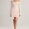 Rochie mini cu umeri decupați și detaliu eșarfă din tricot Luzia, culoare crem Rochie mini cu umeri decupați și detaliu eșarfă din tricot Luzia, culoare crem