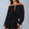 Rochie mini cu umeri decupați și mâneci balon Alessia în negru Rochie mini cu umeri decupați și mâneci balon Alessia în negru