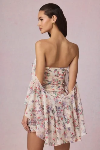 Rochie mini cu umeri decupați și volane, cu imprimeu floral Primrose