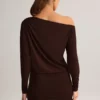 Rochie mini cu umeri decupați Mira Modal, culoare maro ciocolată