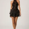 Rochie mini cu volane și gât halter Petalia, în negru Rochie mini cu volane și gât halter Petalia, în negru
