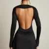 Rochie mini Darana cu spate decupat și croi în A, de culoare neagră Rochie mini Darana cu spate decupat și croi în A, de culoare neagră