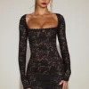 Rochie mini Darla din dantelă transparentă cu margini festonate și mâneci lungi, în culoarea neagră Rochie mini Darla din dantelă transparentă cu margini festonate și mâneci lungi, în culoarea neagră