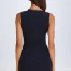 Rochie mini decupată cu talie răsucită Parina, negru Rochie mini decupată cu talie răsucită Parina, negru