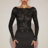 Rochie mini din dantelă transparentă cu gât în V Eirlys, negru Rochie mini din dantelă transparentă cu gât în V Eirlys, negru