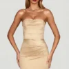 Rochie mini din satin cu decupaje festonate și volane Yesenia, culoare șampanie Rochie mini din satin cu decupaje festonate și volane Yesenia, culoare șampanie
