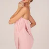 Rochie mini drapată cu bretele Alessandra, roz pudrat Rochie mini drapată cu bretele Alessandra, roz pudrat