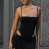 Rochie mini drapată cu decupaje Shiloh, negru