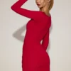 Rochie mini drapată cu guler barcă din jersey moale Briallen, în roșu intens Rochie mini drapată cu guler barcă din jersey moale Briallen, în roșu intens