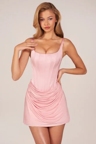 Rochie mini drapată cu șireturi Lia, în roz pudrat