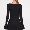Rochie mini drapată cu mâneci lungi din modal cu nervuri Helena, negru Rochie mini drapată cu mâneci lungi din modal cu nervuri Helena, negru