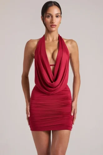 Rochie mini drapată Kael cu guler în roșu cireș