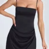 Rochie mini drapată în linie A Zoyna, negru Rochie mini drapată în linie A Zoyna, negru