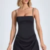 Rochie mini drapată în linie A Zoyna, negru Rochie mini drapată în linie A Zoyna, negru