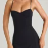 Rochie mini Emmy din modal, cu decolteu în formă de inimă și croi în A, în culoarea negru Rochie mini Emmy din modal, cu decolteu în formă de inimă și croi în A, în culoarea negru