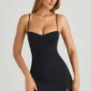 Rochie mini Emmy din modal, cu decolteu în formă de inimă și croi în A, în culoarea negru Rochie mini Emmy din modal, cu decolteu în formă de inimă și croi în A, în culoarea negru