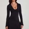 Rochie mini evazată din jersey moale Carielle, cu decolteu rotund, în negru Rochie mini evazată din jersey moale Carielle, cu decolteu rotund, în negru