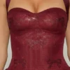 Rochie mini Felicity cu decolteu halter și tiv bufant, decorată, în culoarea roșu vin Rochie mini Felicity cu decolteu halter și tiv bufant, decorată, în culoarea roșu vin