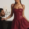 Rochie mini Felicity cu decolteu halter și tiv bufant, decorată, în culoarea roșu vin Rochie mini Felicity cu decolteu halter și tiv bufant, decorată, în culoarea roșu vin