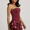 Rochie mini fără bretele, cu volane și corset, cu imprimeu floral maro Rochie mini fără bretele, cu volane și corset, cu imprimeu floral maro