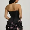 Rochie mini fără bretele Juliet cu volane și corset, cu imprimeu floral negru Rochie mini fără bretele Juliet cu volane și corset, cu imprimeu floral negru