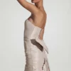 Rochie mini fără bretele Viviana din satin cu detaliu fundă, de culoare ivoriu Rochie mini fără bretele Viviana din satin cu detaliu fundă, de culoare ivoriu