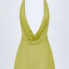 Rochie mini fără spate cu guler tip cowl Iona, verde măslin Rochie mini fără spate cu guler tip cowl Iona, verde măslin