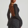 Rochie mini Grazina cu spate decupat și croi în A, cu ornamente, în negru Rochie mini Grazina cu spate decupat și croi în A, cu ornamente, în negru