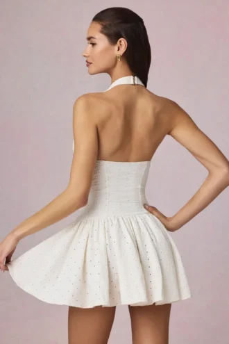 Rochie mini Haddie din modal cu broderie englezească și gât halter, în culoarea albă