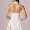 Rochie mini Haddie din modal cu broderie englezească și gât halter, în culoarea albă Rochie mini Haddie din modal cu broderie englezească și gât halter, în culoarea albă