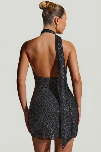 Rochie mini Henrietta cu decolteu halter și detalii de eșarfă, în culoarea neagră