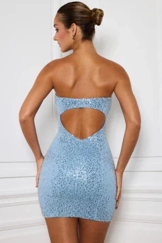 Rochie mini Hibana cu decolteu în formă de inimă și ornamente, în albastru deschis Rochie mini Hibana cu decolteu în formă de inimă și ornamente, în albastru deschis