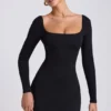 Rochie mini Hope din modal, cu gât pătrat și mâneci lungi, în culoarea neagră Rochie mini Hope din modal, cu gât pătrat și mâneci lungi, în culoarea neagră