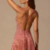 Rochie mini Isalyn cu decolteu adânc și guler tip cowl, cu imprimeu paisley