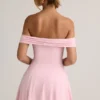 Rochie mini Jaida din modal, cu umeri decupați și croi în A, în roz pal Rochie mini Jaida din modal, cu umeri decupați și croi în A, în roz pal
