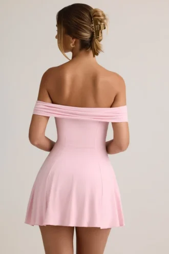 Rochie mini Jaida din modal, cu umeri decupați și croi în A, în roz pal Rochie mini Jaida din modal, cu umeri decupați și croi în A, în roz pal