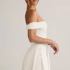Rochie mini Jaida din modal, cu umerii goi și croi în A, în culoarea alb Rochie mini Jaida din modal, cu umerii goi și croi în A, în culoarea alb