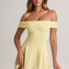 Rochie mini Jaida din modal, cu umerii goi și croi în A, în nuanța Lemon Sherbet Rochie mini Jaida din modal, cu umerii goi și croi în A, în nuanța Lemon Sherbet